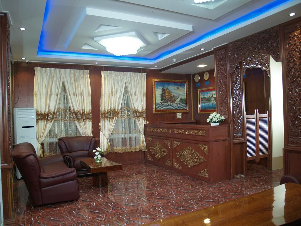 Nice Dream Hotel Mandalay Exterior foto