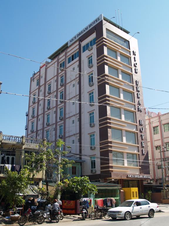 Nice Dream Hotel Mandalay Exterior foto